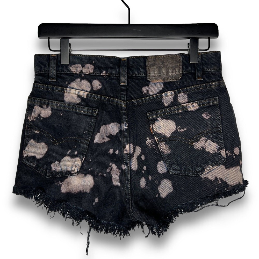 Levis Women Student Fit Denim Jean Short 28 Black Distressed Vintage 80s Cut Off - Picture 2 of 5